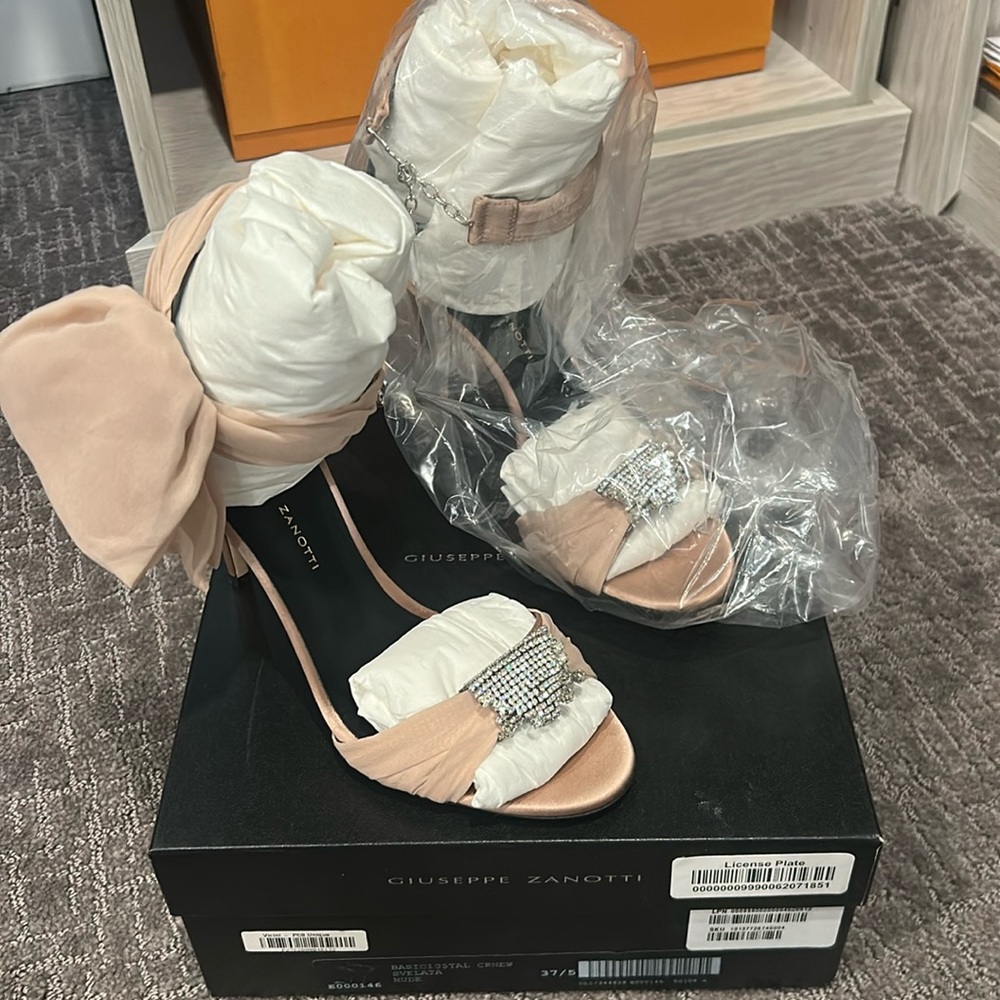 Giuseppe zanotti high heel sandal , size 37.5 , in nude/ligh pink color